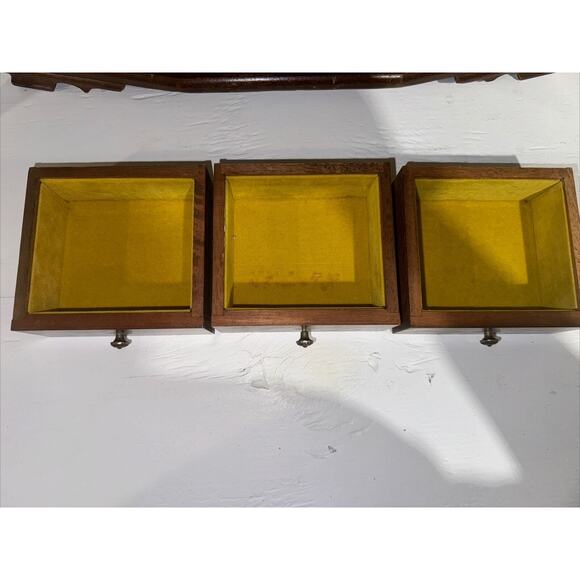 Large Vintage Jewerly Box - Picture 4 of 16